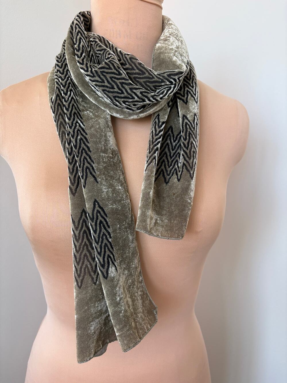 Olive Taupe Black Chevron Pattern Velvet Burnout Neck Scarf Y2K FLAW